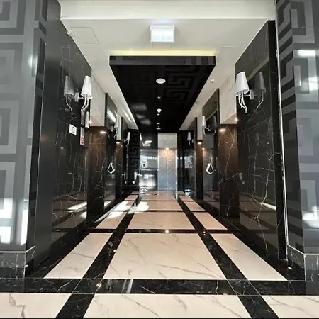Hanza Tower Sky 23 Pool & Jacuzzi & Sauna &